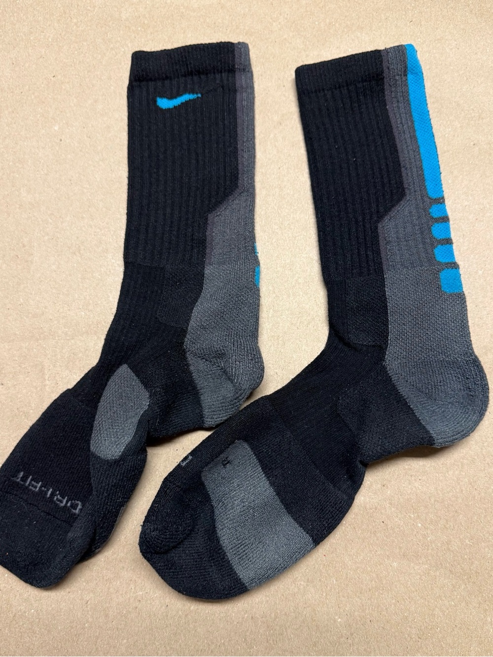 Nike Elite Crew L Large Black Blue Men’s 8-12 Basketball Socks Cushion Rare!